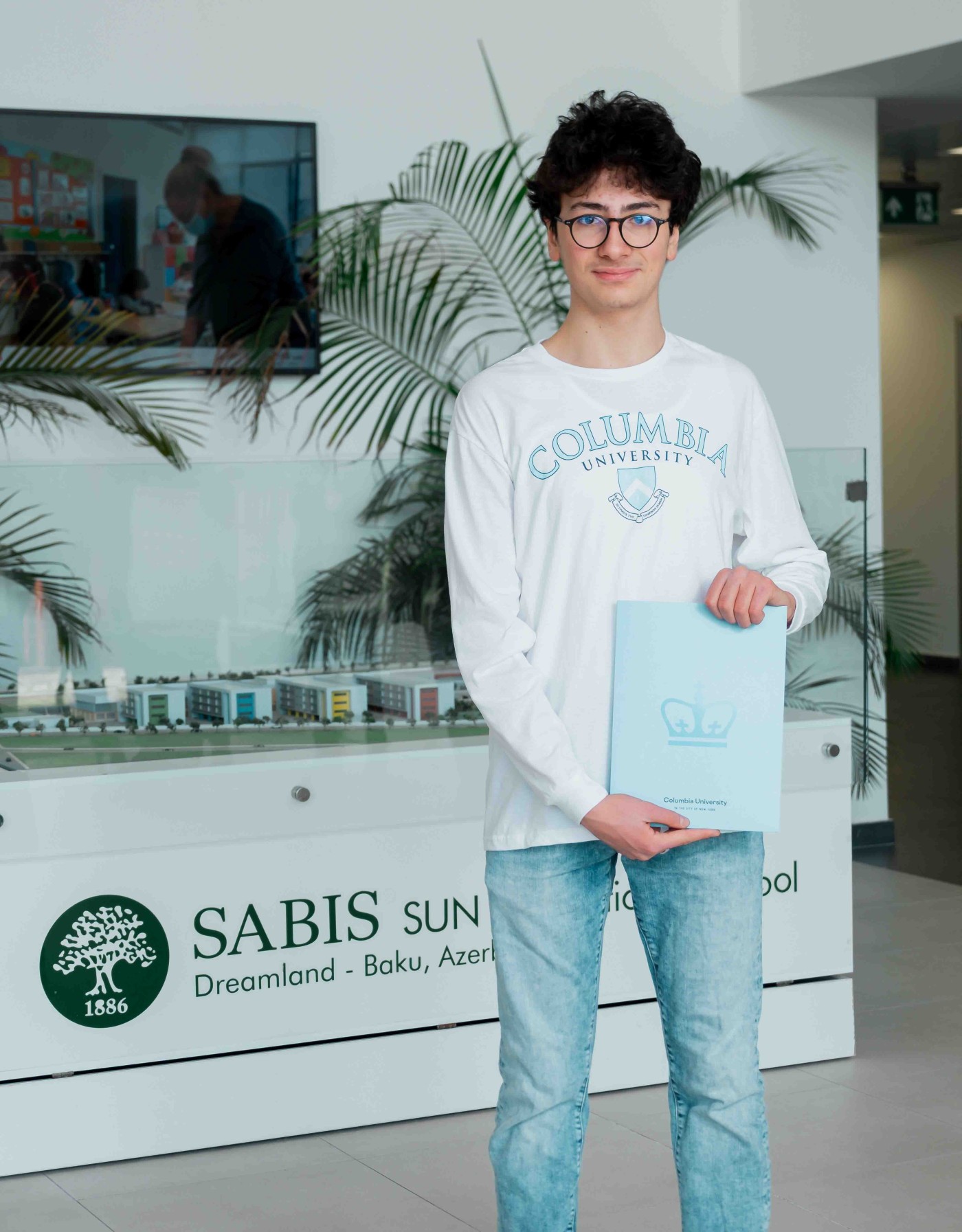 SABIS® SUN Beynəlxalq məktəbinin şagirdi ABŞ TOP Universitetlərinə qəbul edildi - FOTOLAR